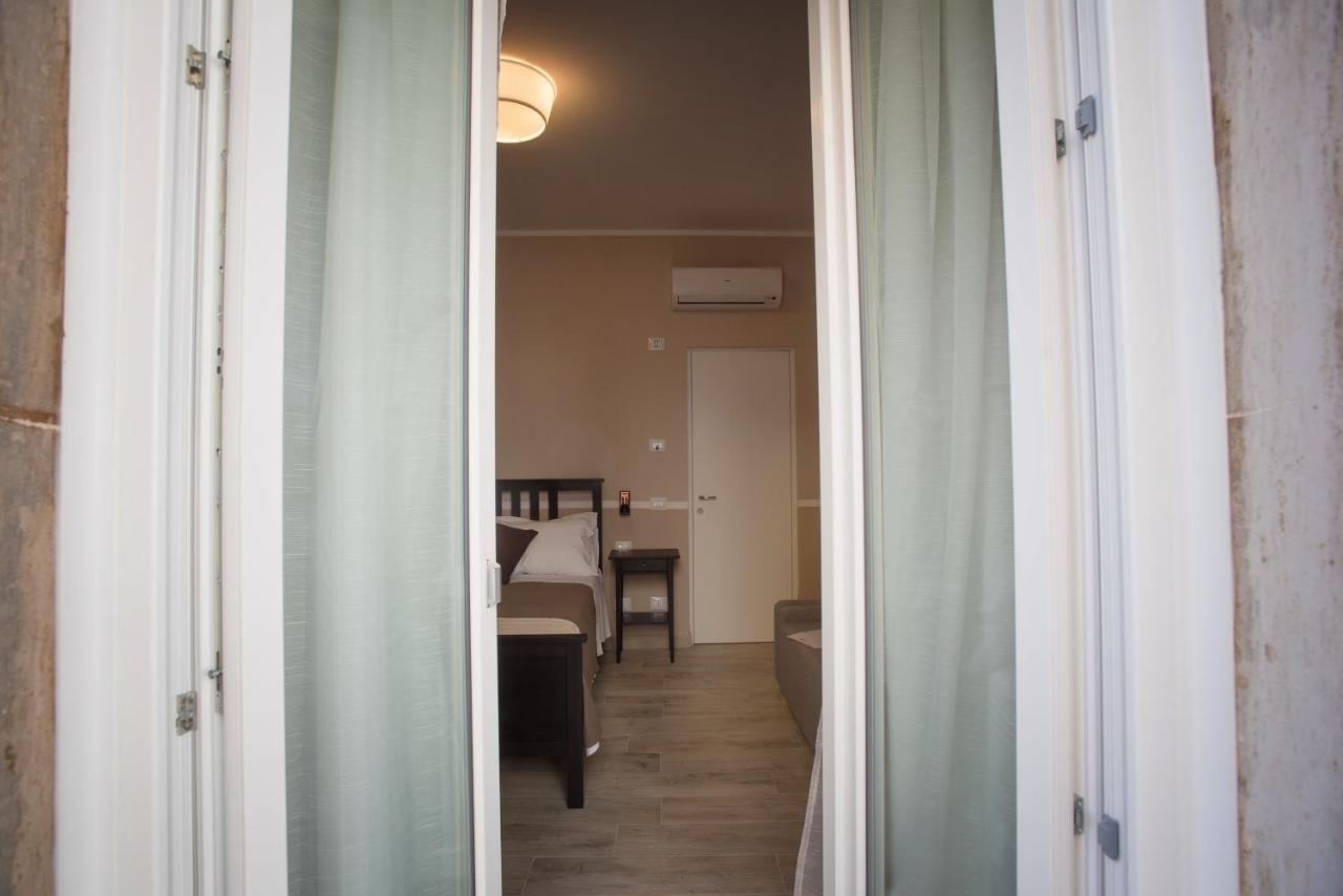 6Th Land - Rent Rooms Affittacamere La Spezia Eksteriør billede
