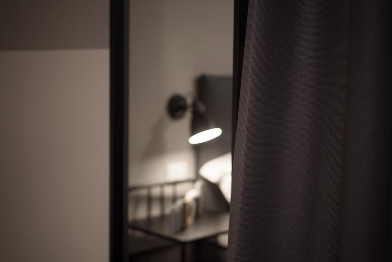 6Th Land - Rent Rooms Affittacamere La Spezia Eksteriør billede