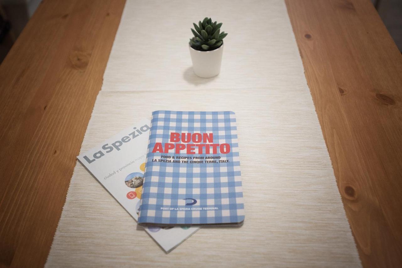 6Th Land - Rent Rooms Affittacamere La Spezia Eksteriør billede